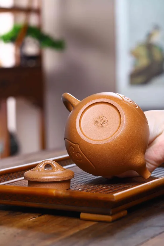 Premium Yixing Clay Teapot - Handcrafted Artisan Xu Liuming Collection 6