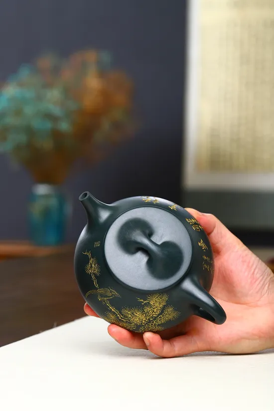 Yixing Zisha Teapot | Handcrafted Clay Pot | Classic Jingzhou Shipiao Design 3