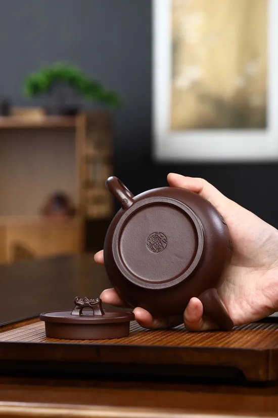 Handcrafted Yixing Zisha Teapot - Rare Stone Red Clay, Xu Liuming Artisan 4