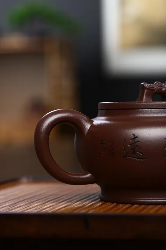 Handcrafted Yixing Zisha Teapot - Rare Stone Red Clay, Xu Liuming Artisan 6