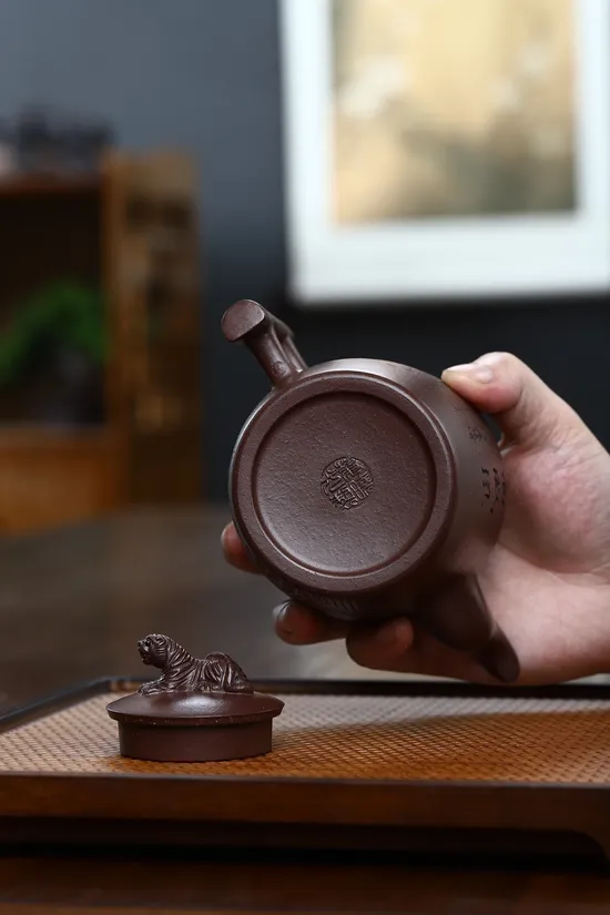 Zisha Teapots: Eight Sides of Might | Jiang Xiaoguang 3