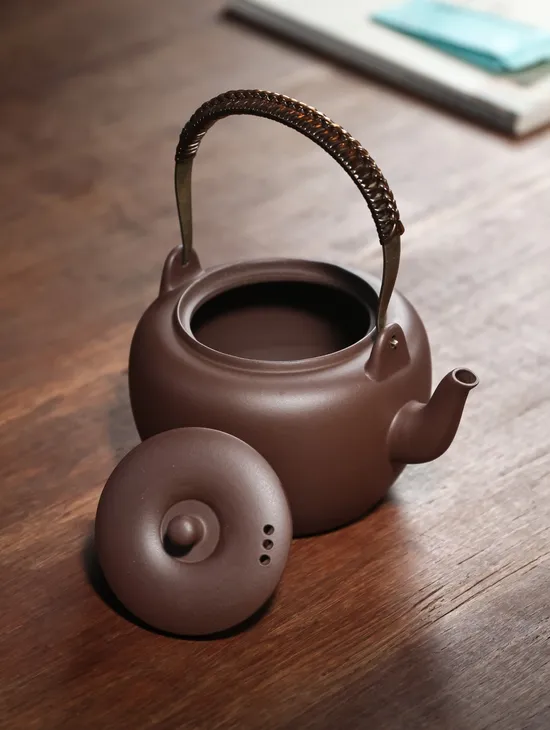 Premium Yixing Teapot | Handcrafted Clay Teapot for Tea Brewing 5