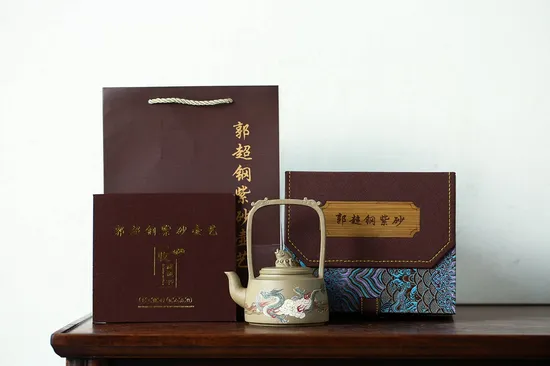 Premium Yixing Zisha Teapot - Masterpiece by Guo Chaojiang & Zhang Zhigang 5