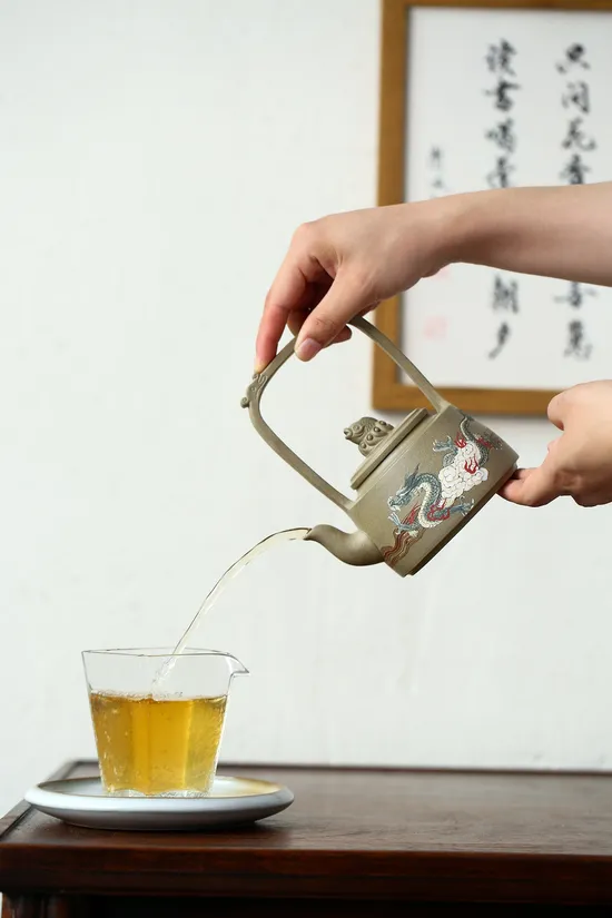 Premium Yixing Zisha Teapot - Masterpiece by Guo Chaojiang & Zhang Zhigang 6