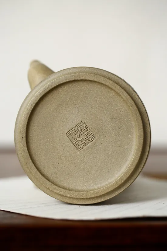 Premium Yixing Zisha Teapot - Masterpiece by Guo Chaojiang & Zhang Zhigang 9