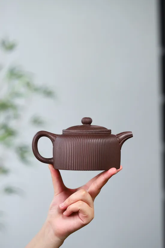 Yixing Zisha Teapot | Handcrafted Clay Teapot | Luxury Artistry 6