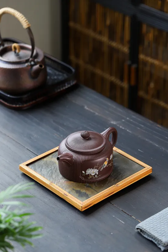 Yixing Zisha Teapot | Handcrafted Clay Teapot | Luxury Artistry 7