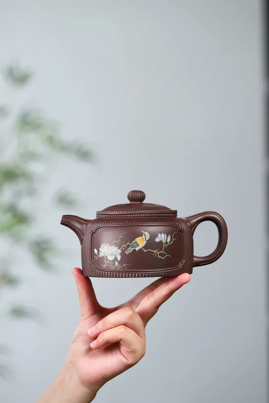 Yixing Zisha Teapot | Handcrafted Clay Teapot | Luxury Artistry 8