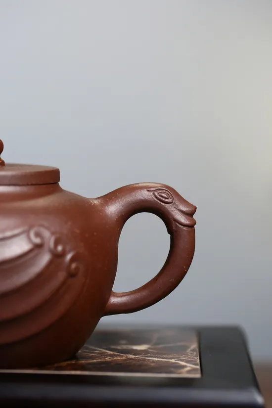 Phoenix Yixing Clay Teapot | Handcrafted Zisha Pot with Golden Sand Clay 3