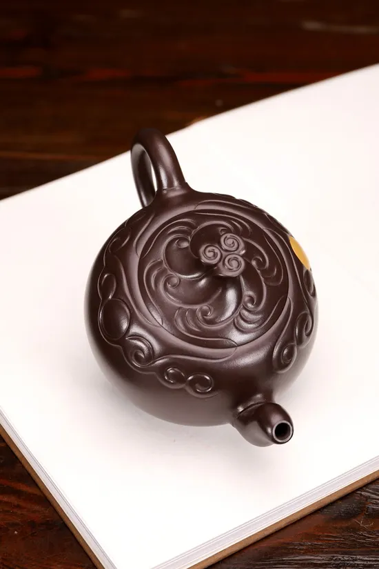 Zisha Teapots: Moon Over the Sea | Hui Haiqin 3