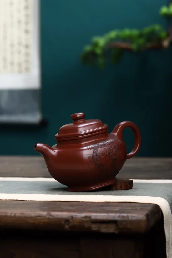 Premium Yixing Zisha Clay Teapot Handcrafted by Master He Qixian 3
