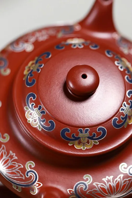Premium Yixing Zisha Clay Teapot - Artisan Crafted Teaware 5