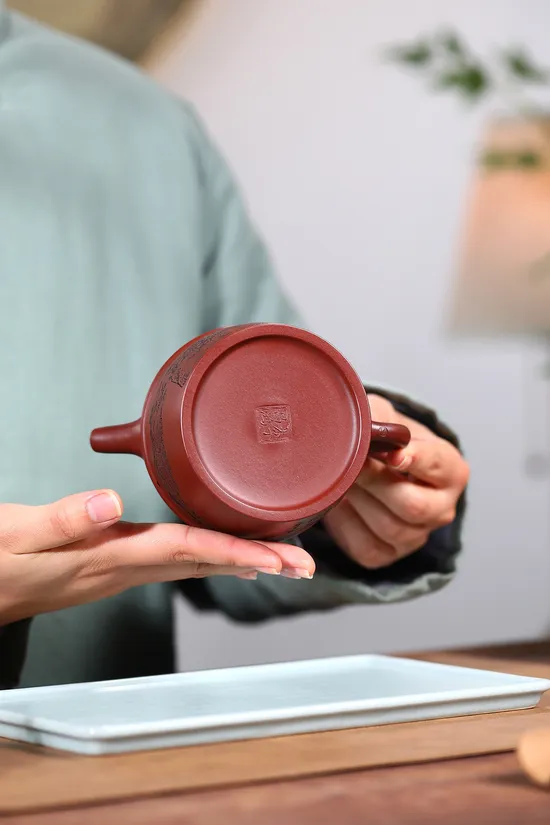 Collectible Yixing Clay Teapot | Master Li Changhong | Handcrafted Artistry 3