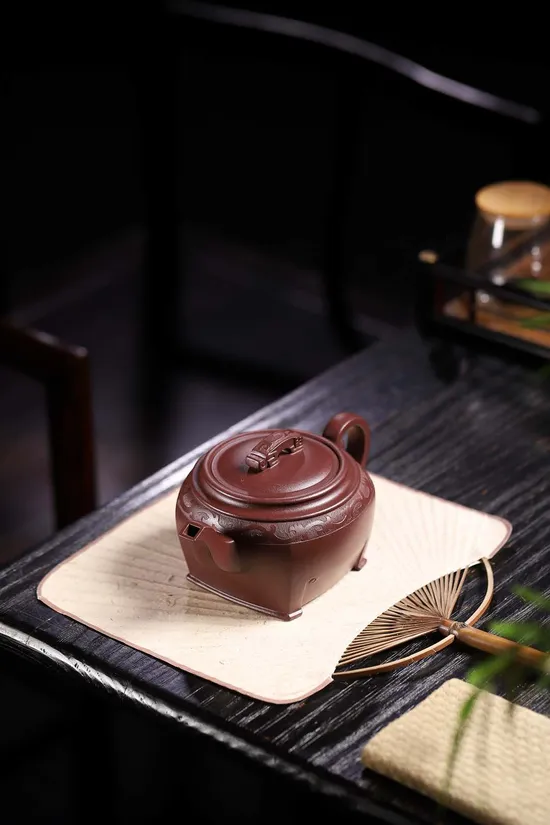 Yixing Zisha Teapot Four Seasons Ruyi | Handcrafted Purple Clay Art 3