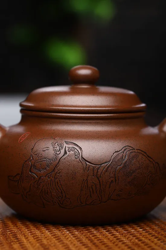 Handmade Yixing Zisha Teapot | Premium Clay Artisan Craft 3