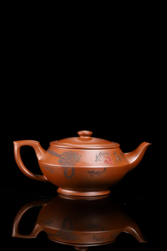 Yixing Zisha Teapot Hanyun Style - Master Chen Yue'e Handcrafted 4