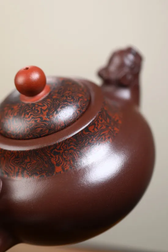 Premium Yixing Zisha Clay Teapot: Artisan Crafted Collectible Ceramics 5