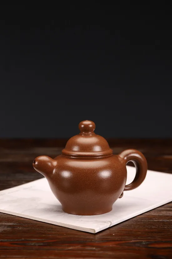 Zisha Teapots: original old duan clay | 900 CNY 1