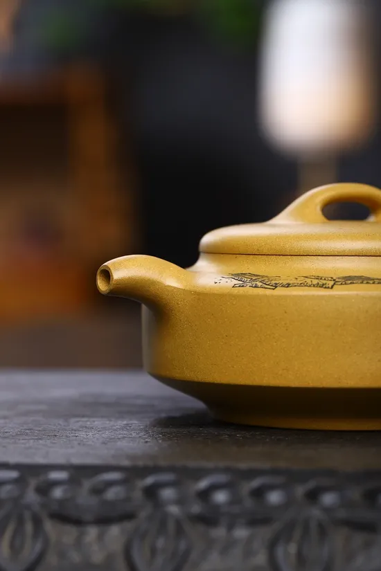Yixing Zisha Teapot | Handcrafted Purple Clay Pot | Xu Liuming 1
