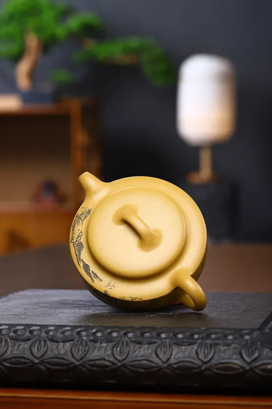 Yixing Zisha Teapot | Handcrafted Purple Clay Pot | Xu Liuming 8