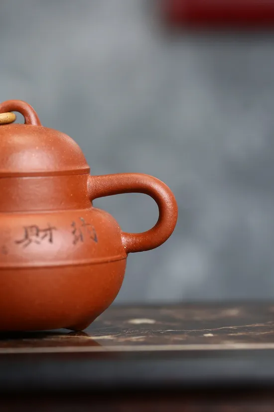 Yixing Clay Teapot | Handcrafted Artisan Teapot by Ke Junfen 3