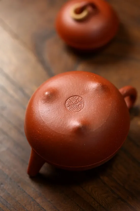 Yixing Clay Teapot | Handcrafted Artisan Teapot by Ke Junfen 6
