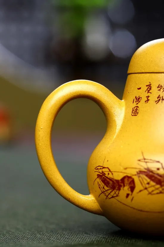 Premium Yixing Zisha Teapot | Rare Clay Artistry 2