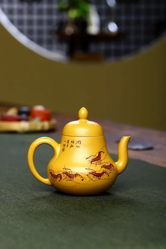 Premium Yixing Zisha Teapot | Rare Clay Artistry 5