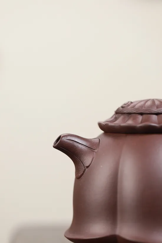 Yixing Clay Teapot | Handcrafted Purple Clay Artistry by Ke Junfen 6