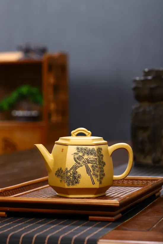 Yixing Zisha Teapot - Rare Golden Clay Artisan Teapot Collection 7
