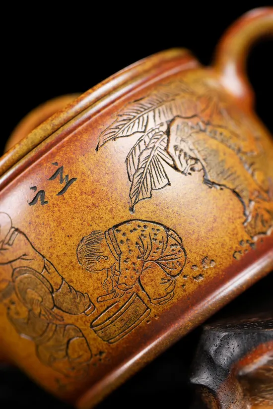 Yixing Zisha Teapot - Master Zhou Jianchun's Hanwa Artistry 6