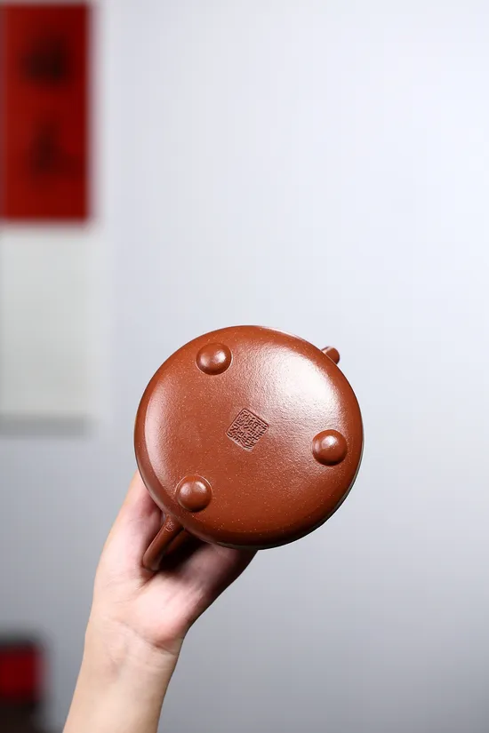 Premium Yixing Zisha Teapot – 80cc Moon Rabbit Design, ¥7500 2