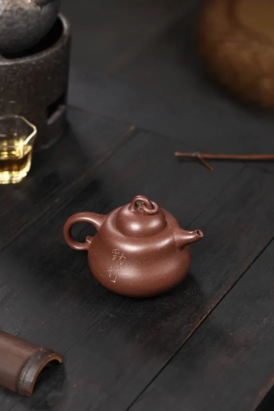 Master-Crafted Yixing Teapot | Artisan Zisha Clay Pot 4