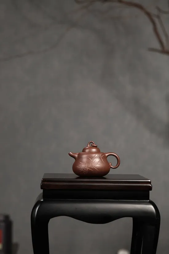 Master-Crafted Yixing Teapot | Artisan Zisha Clay Pot 9
