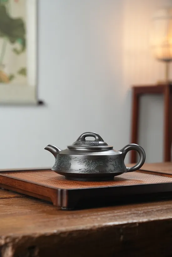 Handcrafted Yixing Zisha Teapot | Ancient Clay Artistry 4