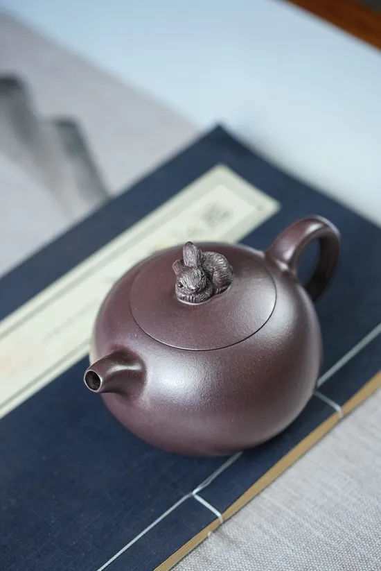 Yixing Zisha Teapot - Jade Rabbit Round Pearl by Zhou Lianghong 4