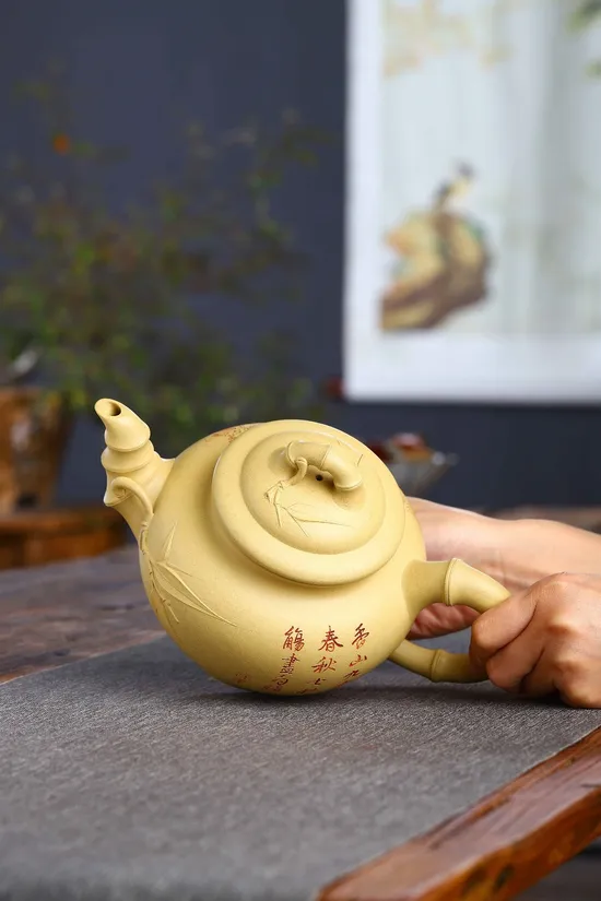 Handcrafted Yixing Teapot by Master He Qixian - Award-Winning Artistry $6600 1
