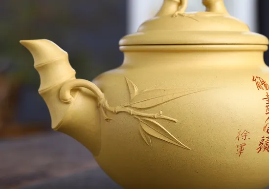 Handcrafted Yixing Teapot by Master He Qixian - Award-Winning Artistry $6600 9
