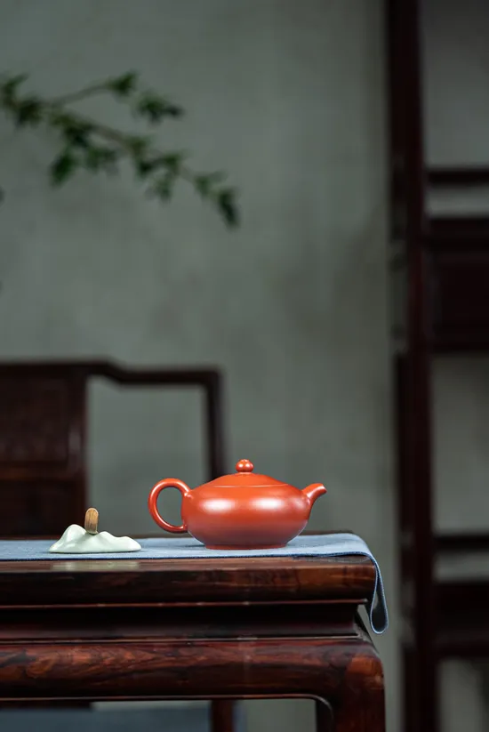 Handcrafted Zisha Clay Teapot – Yixing Teapot Artisan Wu Min 4