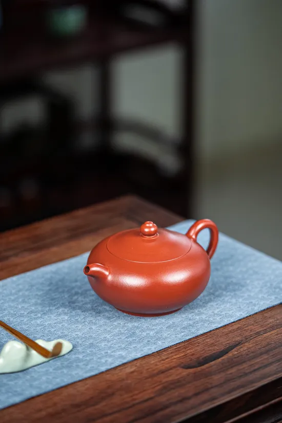 Handcrafted Zisha Clay Teapot – Yixing Teapot Artisan Wu Min 7