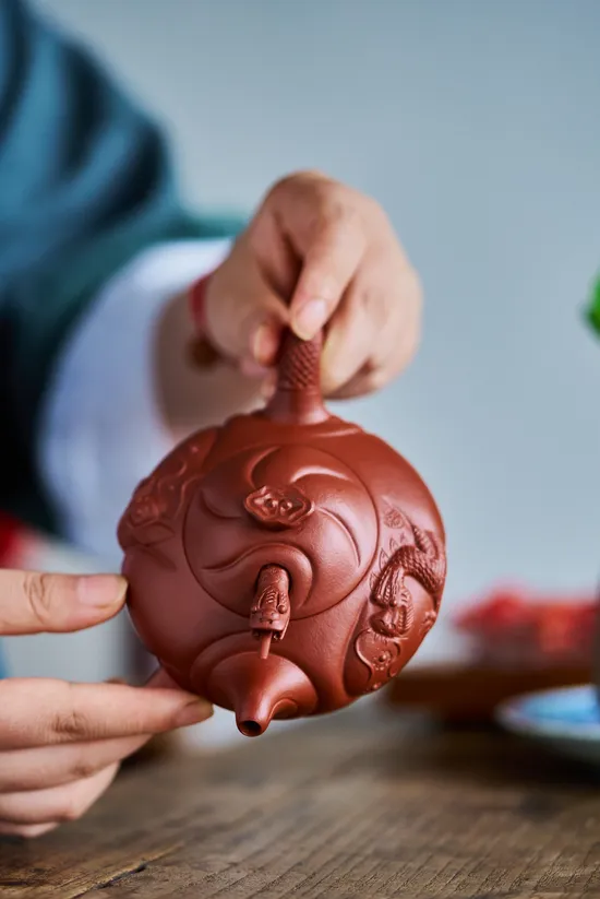 Zisha Teapots: Fish Turning into Dragon | Master Chen Weiming 7