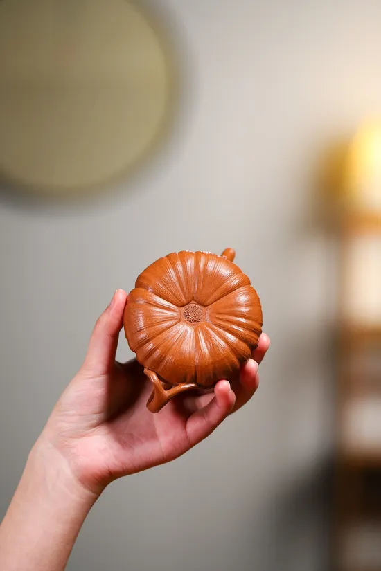 Premium Yixing Zisha Clay Teapot – Collector’s Artisan Craft 8