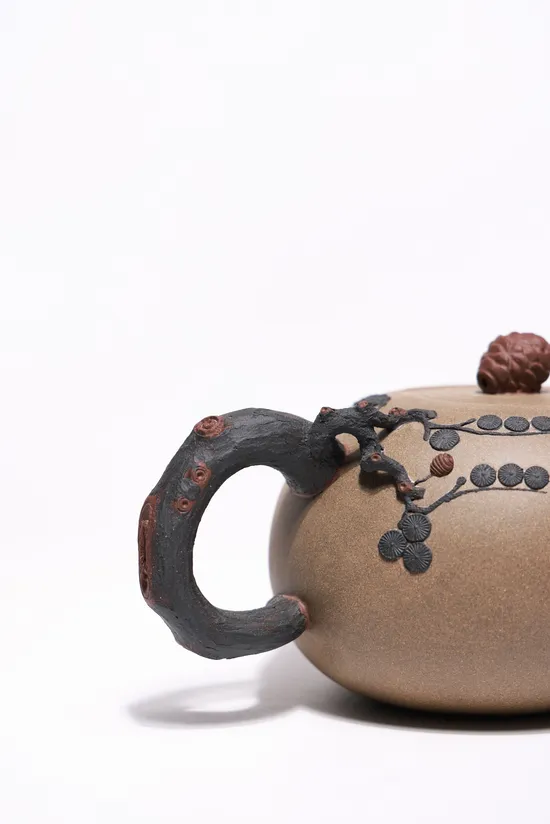 Yixing Zisha Teapot | Handcrafted Artisan Purple Clay Pot 500cc 1