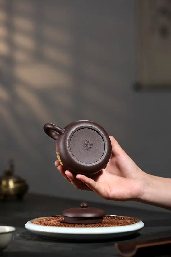 Zisha Teapots: Da Kou Xi Shi | original mine old purple clay 1