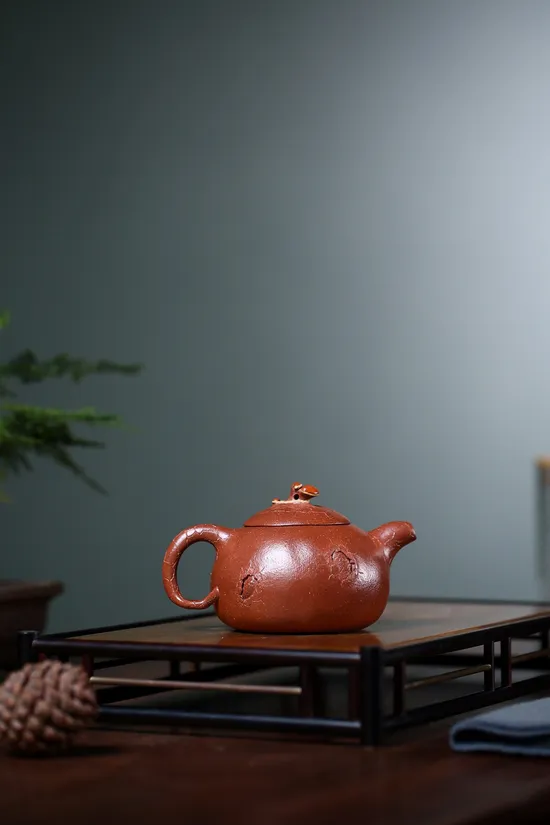 Authentic Yixing Zisha Teapot - Masterpiece by National Craft Artist 1