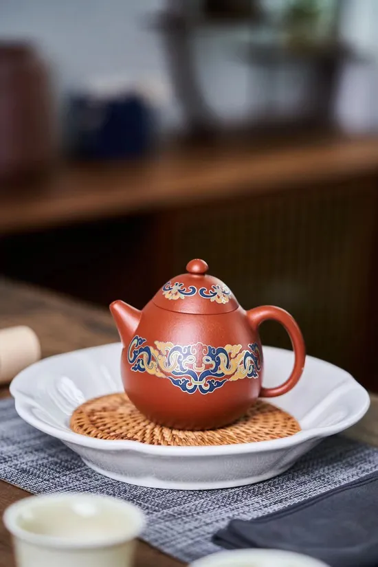 Premium Yixing Clay Teapot | Handcrafted Dragon Egg Design 7