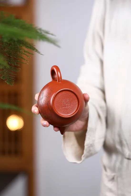 Premium Yixing Teapot | Artisan-Crafted Zisha Clay Pot 1