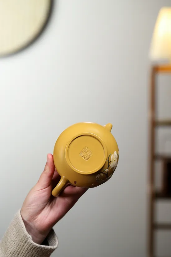 Premium Yixing Zisha Teapot | Golden Vermilion Clay | Handcrafted Collectible 3