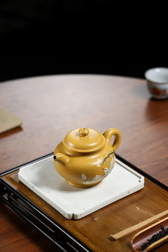 Premium Yixing Zisha Teapot | Golden Vermilion Clay | Handcrafted Collectible 8