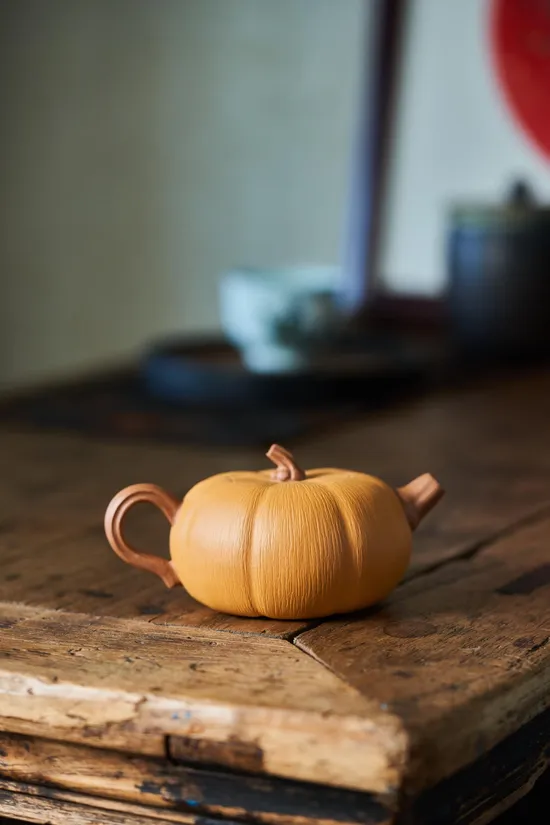 Yixing Teapot | Handcrafted Zisha Clay Golden Pumpkin Artisan Pot 6